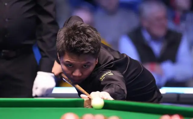 今晚, Jqsnc, 年的冠军联